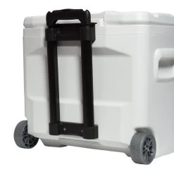 Igloo Marine Ultra Quantum 28 Quart Roller Cooler -Fishing Gear Store igloo 00045929 marine ultra quantum 28 quart roller cooler 83324.1650936287